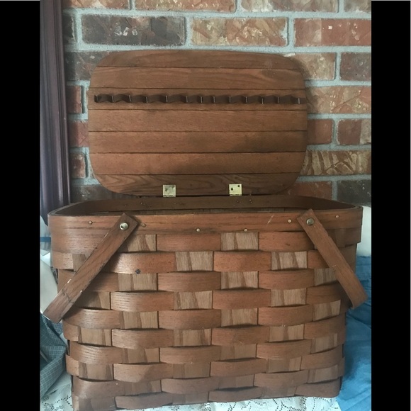 Rare Vintage 1970’s Handmade picnic wicker basket